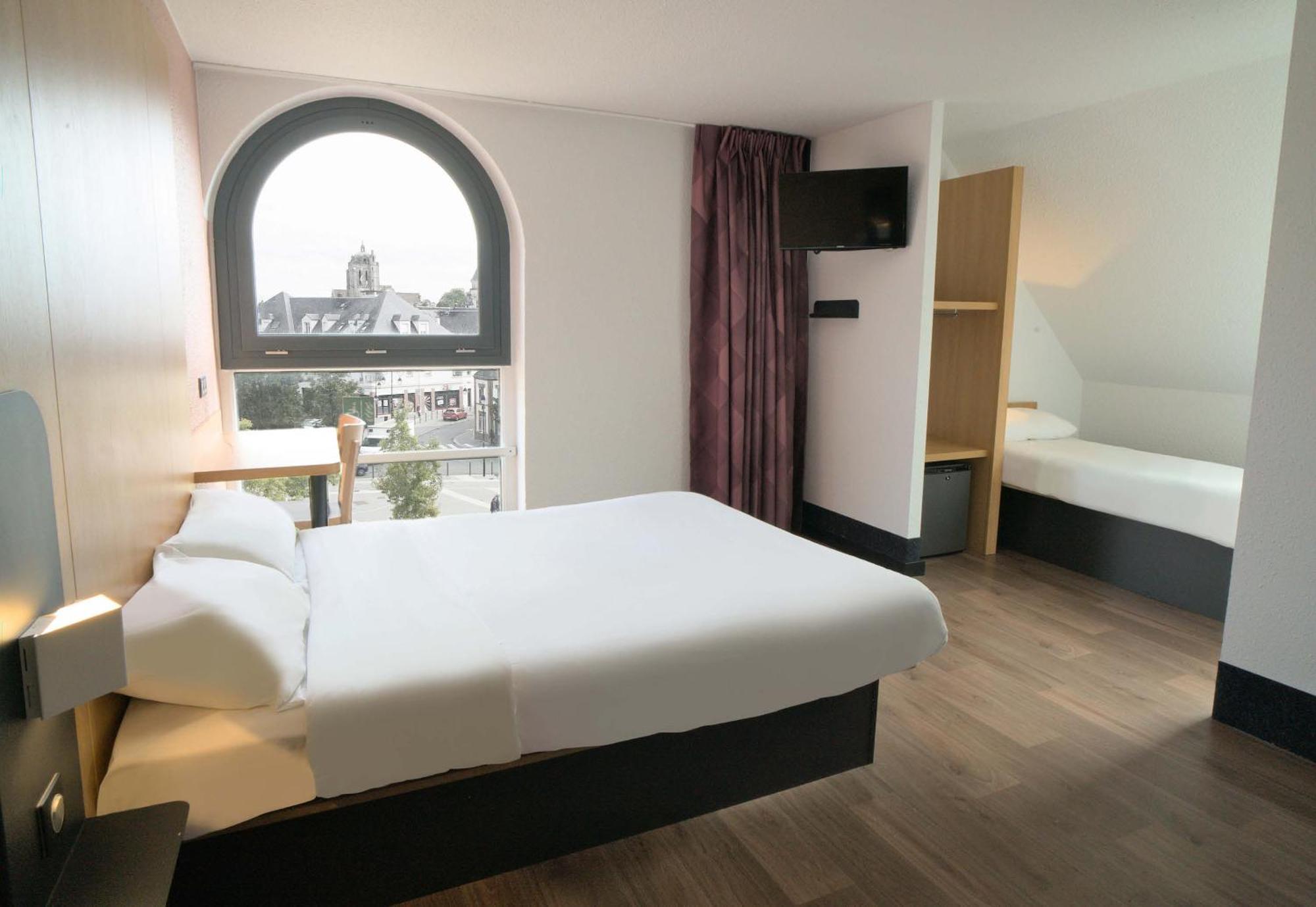B&B Hotel Dreux Centre Kültér fotó
