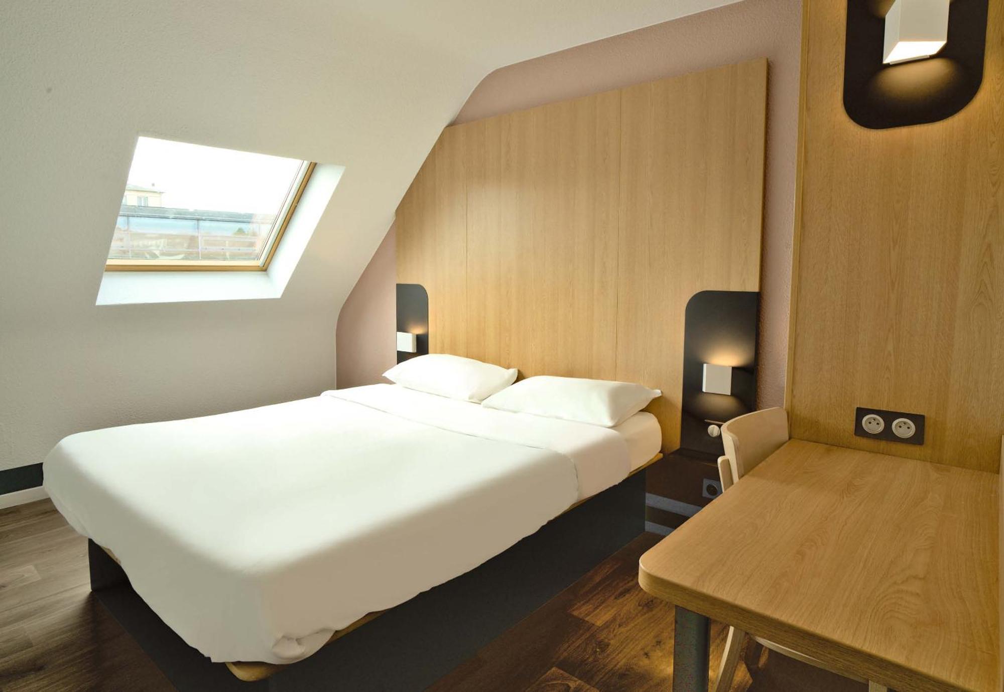 B&B Hotel Dreux Centre Kültér fotó
