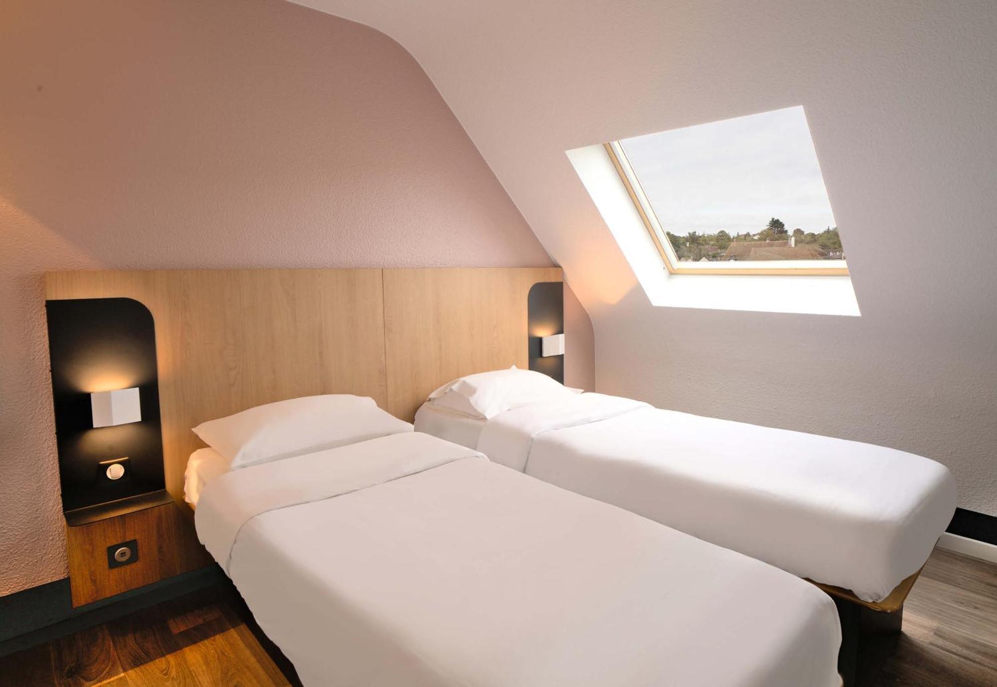 B&B Hotel Dreux Centre Kültér fotó